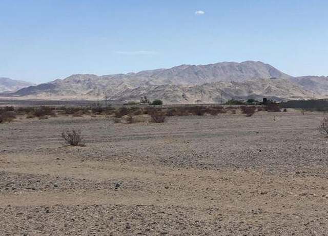 Property at 60600 Winters Rd, Yucca Valley, CA 92284