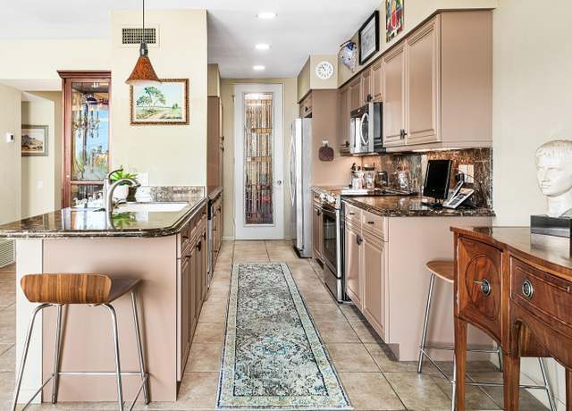 Property at 2454 E Palm Canyon Dr Unit 2c, Palm Springs, CA 92264, 2 beds, 2 baths