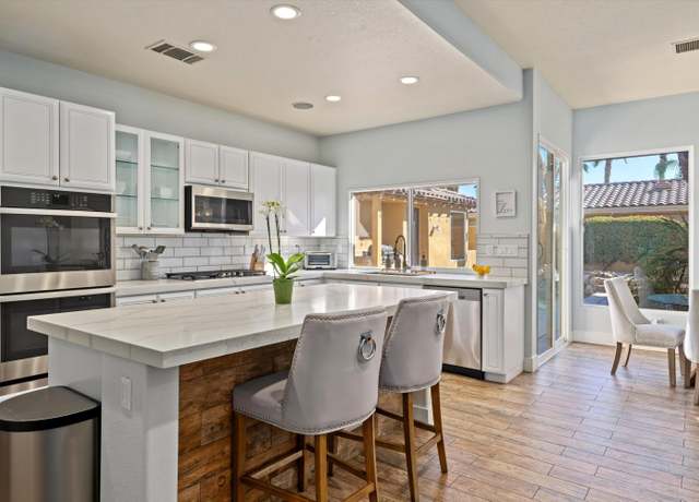 Property at 33 Via Amormio, Palm Desert, CA 92260, 5 beds, 3.5 baths
