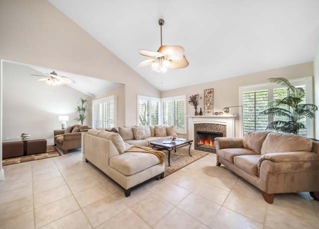Property at 43512 Via Magellan Dr, Palm Desert, CA 92211, 3 beds, 2 baths