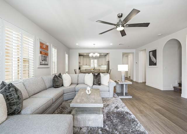 Property at 564 Calle Vibrante, Palm Desert, CA 92211, 4 beds, 3 baths