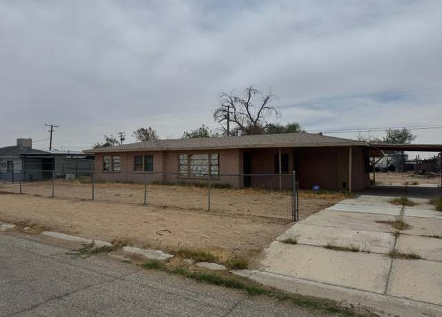 Property at 17569 Blythe Way, Blythe, CA 92225, 3 beds, 2 baths