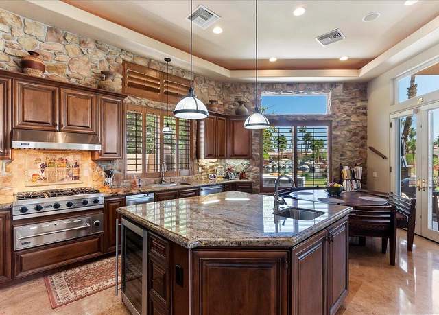 Property at 55830 Cherry Hills Dr, La Quinta, CA 92253, 4 beds, 4.5 baths