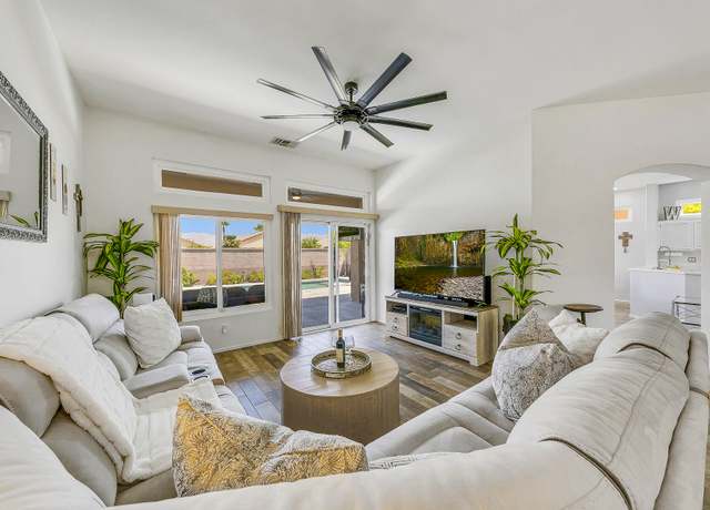 Property at 78930 Mimosa Dr, Palm Desert, CA 92211, 2 beds, 2 baths