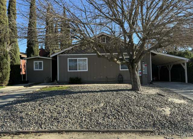 Property at 4928 Sparrow Hawk Ln Ln, Paso Robles, CA 93446, 3 beds, 2 baths