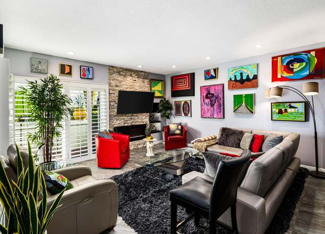 Property at 412 Rio Vista Dr, Palm Springs, CA 92262, 3 beds, 3 baths