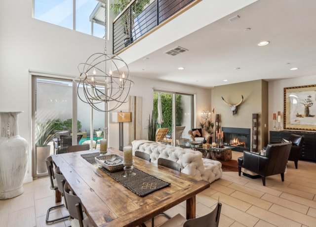Property at 946 Oceo Cir S, Palm Springs, CA 92264, 2 beds, 2.5 baths