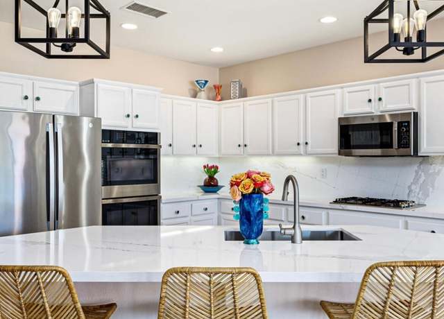 Property at 60573 White Sage Dr, La Quinta, CA 92253, 3 beds, 3 baths