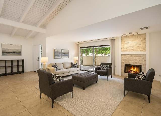 Property at 1651 S Cerritos Dr, Palm Springs, CA 92264, 2 beds, 2.5 baths