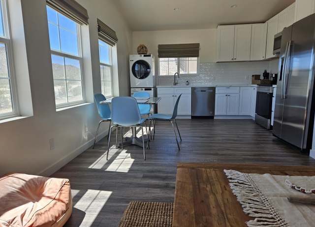 Property at 4884 Avenida Del Sol, Joshua Tree, CA 92252, 4 beds, 3 baths