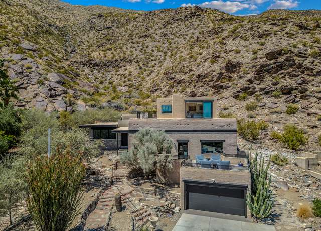 Property at 1851 W Crestview Dr, Palm Springs, CA 92264, 3 beds, 2.5 baths