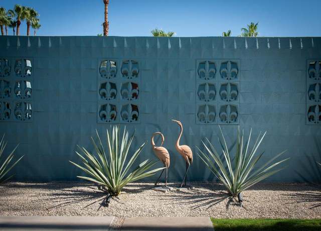 Property at 1055 E Granvia Valmonte, Palm Springs, CA 92262, 3 beds, 2 baths