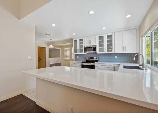 Property at 72890 Amber St, Palm Desert, CA 92260, 3 beds, 2.5 baths