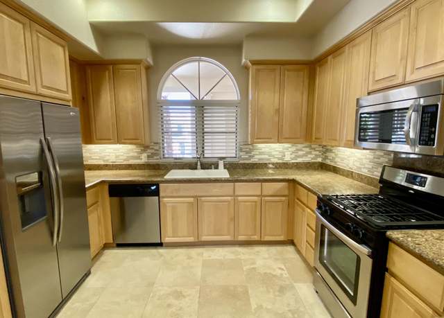 Property at 1810 Via San Martino, Palm Desert, CA 92260, 2 beds, 2 baths