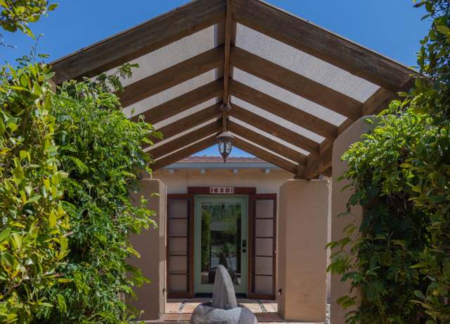 Property at 610 S Camino Real, Palm Springs, CA 92264, 3 beds, 4 baths