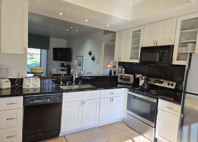 Property at 67356 S Chimayo Dr, Cathedral City, CA 92234, 2 beds, 2 baths