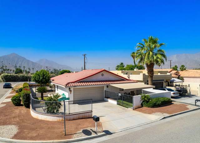 Property at 78741 Bottlebrush Dr, La Quinta, CA 92253, 3 beds, 2 baths