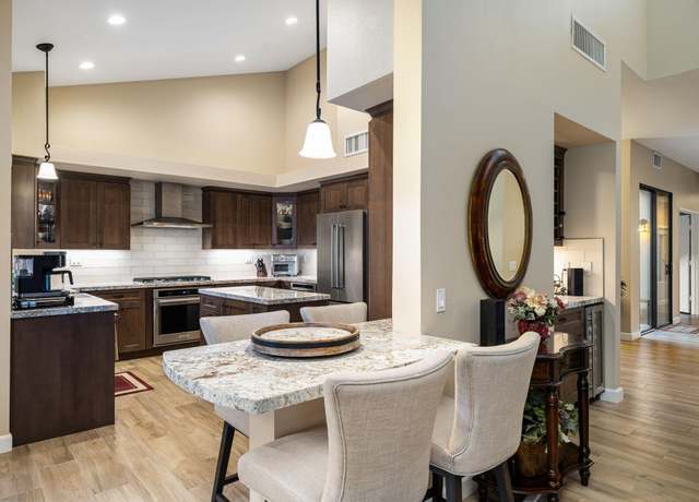 Property at 54639 Riviera, La Quinta, CA 92253, 3 beds, 3.5 baths