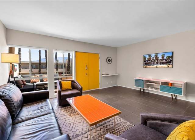 Property at 277 E Alejo Rd #206, Palm Springs, CA 92262, 1 bed, 1 bath