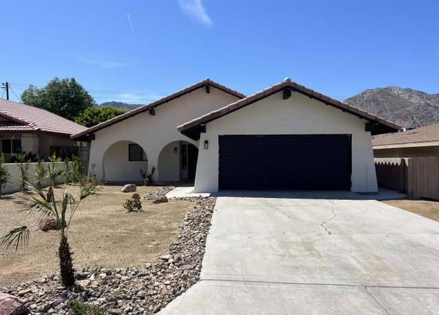 Property at 54621 Avenida Herrera, La Quinta, CA 92253, 3 beds, 2 baths