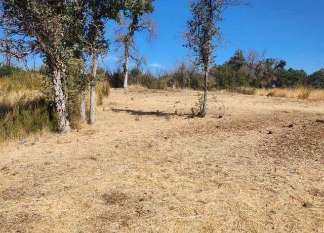Property at 16582 4th Ave, Clearlake, CA 95422