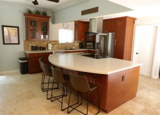 Property at 34451 Calle Las Palmas, Cathedral City, CA 92234, 2 beds, 2 baths