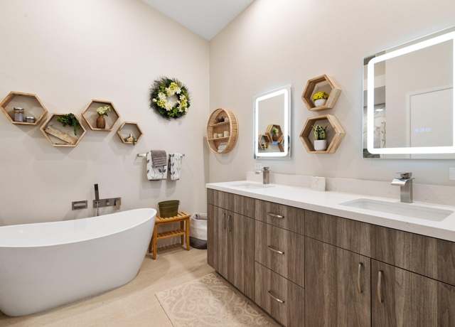 Property at 265 Desert Falls Dr E, Palm Desert, CA 92211, 2 beds, 2 baths