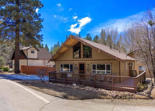 Property at 880 Edgemoor Rd, Big Bear Lake, CA 92315, 2 beds, 2 baths