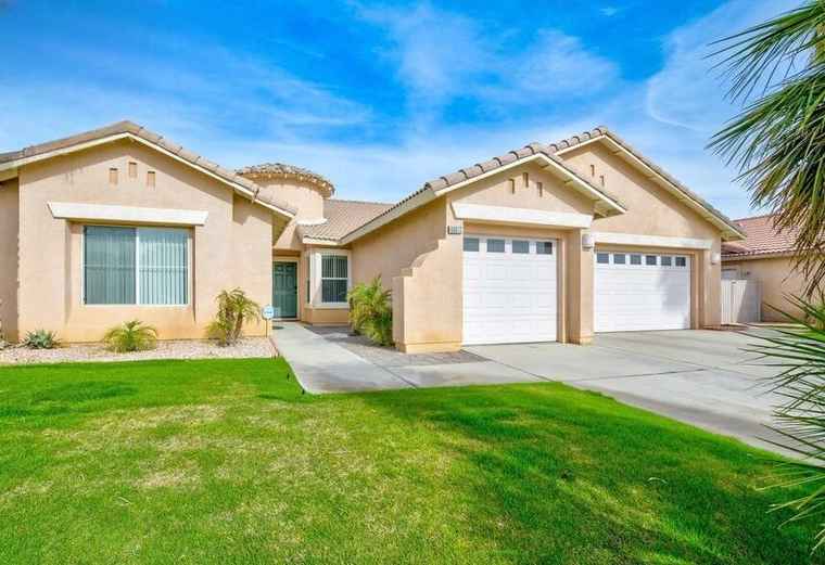 Photo of 80612 Declaration Ave Indio, CA 92201