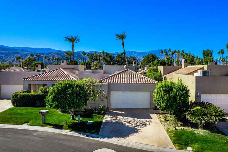 Photo of 153 Lake Shore Dr Rancho Mirage, CA 92270
