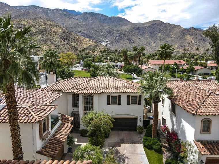 Photo of 550 N Indian Canyon Dr Palm Springs, CA 92262