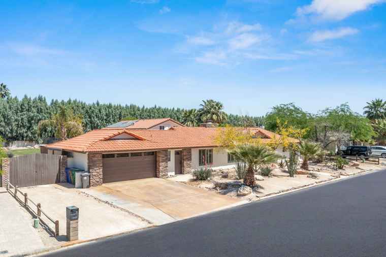 Photo of 72570 Betty Ln Rancho Mirage, CA 92270