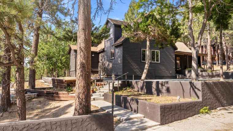 Photo of 641 Highland Rd Big Bear Lake, CA 92315