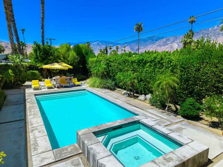 Photo of 623 Desert Way Palm Springs, CA 92264