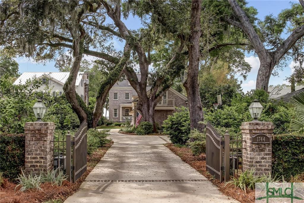1744 Wilmington Island Rd, Savannah, GA 31410 | MLS ...