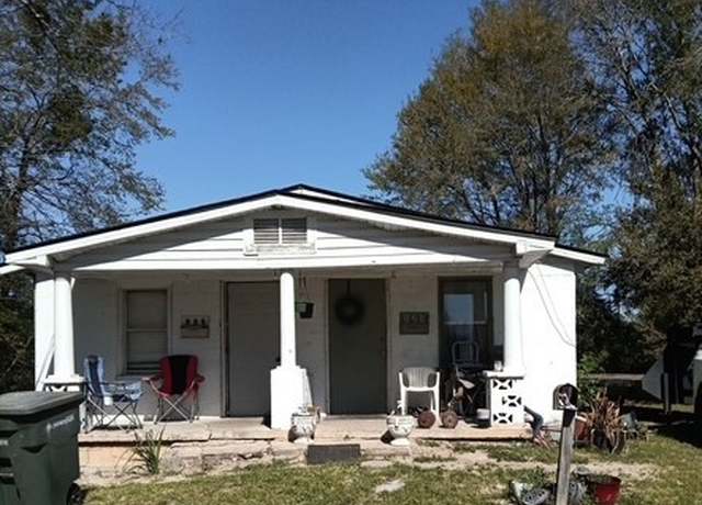 Property at 123 Spring St, Savannah, GA 31408, 2 beds, 2 baths