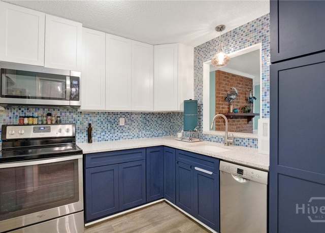 Property at 508 Pointe South Dr, Savannah, GA 31410, 2 beds, 1 bath