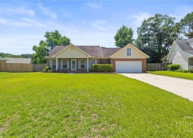 Property at 25 Ashley Ct, Richmond Hill, GA 31324, 3 beds, 2 baths