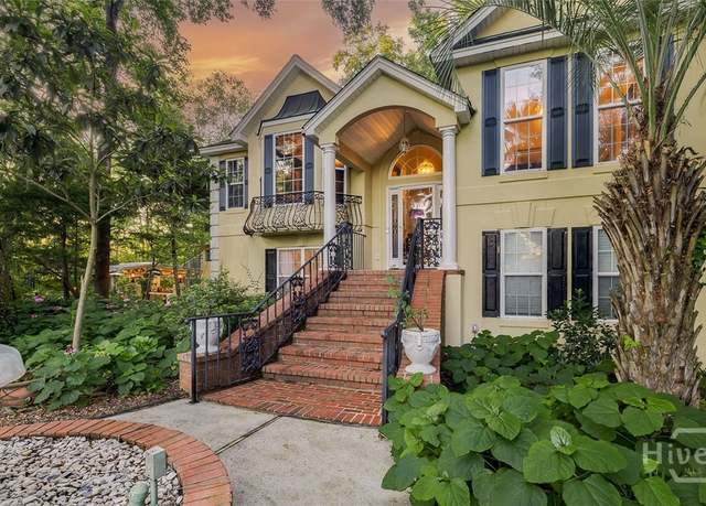 Property at 6 Cedar View Ct, Savannah, GA 31410, 4 beds, 3 baths