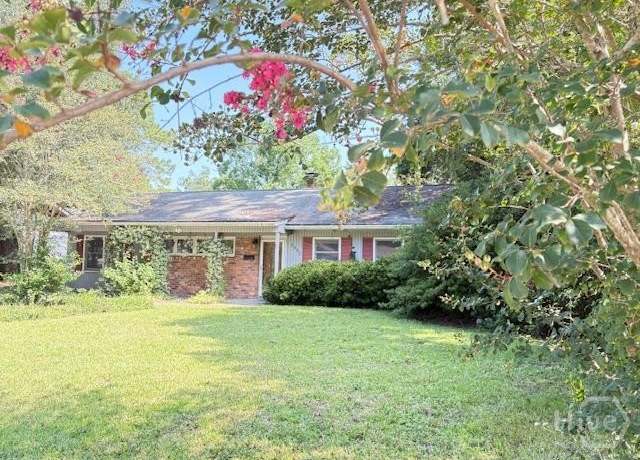Property at 2332 Walz Dr, Savannah, GA 31404, 3 beds, 1 bath