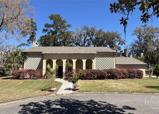 Property at 100 Early St, Savannah, GA 31405, 4 beds, 3.5 baths