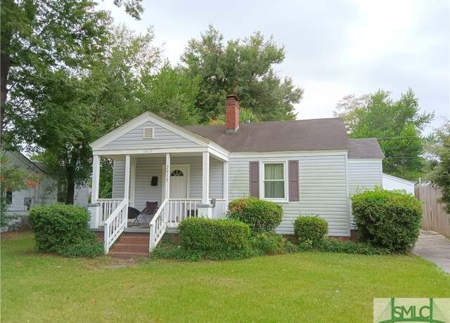Property at 2015 Utah St, Savannah, GA 31404, 2 beds, 1 bath