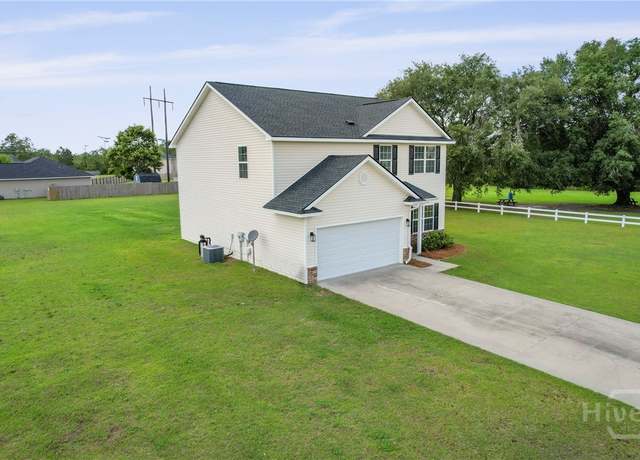Property at 131 NE Mustang Ln, Ludowici, GA 31316, 4 beds, 2.5 baths