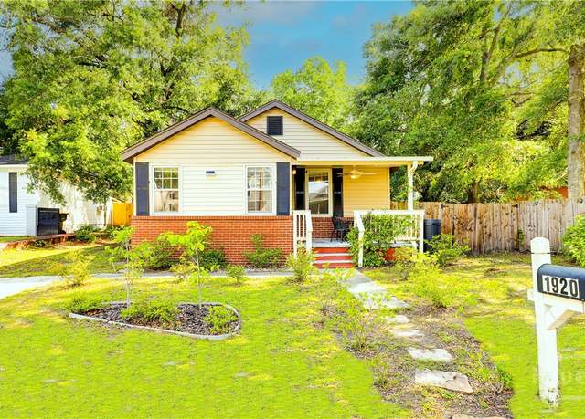 Property at 1920 Clemson St, Savannah, GA 31404, 3 beds, 1 bath