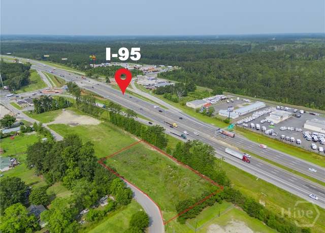 Property at 129 Thunderbird Dr, Richmond Hill, GA 31324