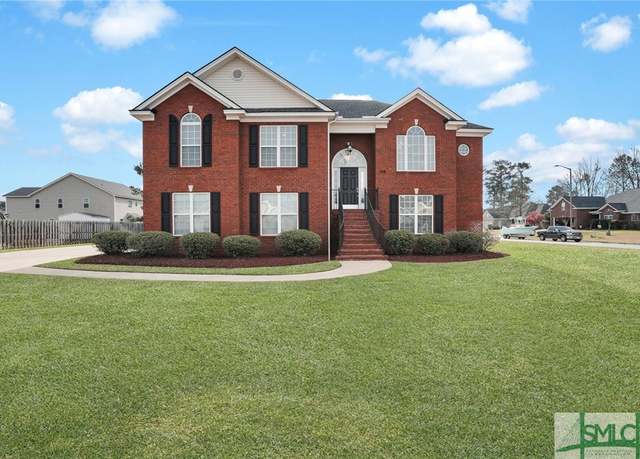 Property at 176 Byron Dr, Richmond Hill, GA 31324, 4 beds, 3 baths