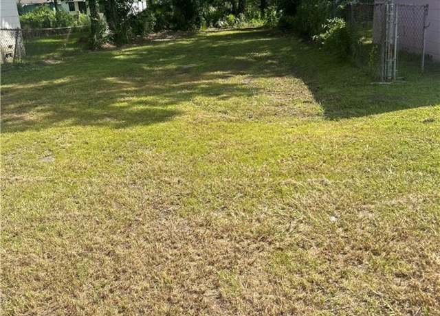 Property at 1417 New Castle St, Savannah, GA 31415