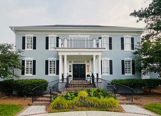 Property at 5 Creek Marsh Ln, Savannah, GA 31411, 6 beds, 5.5 baths