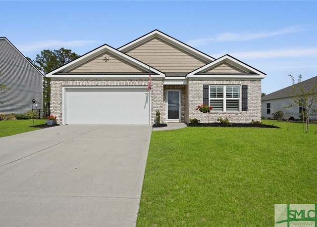Property at 583 Hogan Dr, Richmond Hill, GA 31324, 4 beds, 2 baths