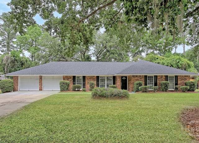 Property at 1409 Bellview Dr, Savannah, GA 31406, 3 beds, 2 baths